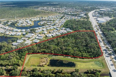 Terreno en venta en Englewood, Florida № 2103659 - foto 13
