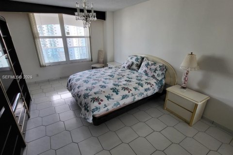 Condominio en venta en Hollywood, Florida, 2 dormitorios, 123.93 m2 № 1990795 - foto 9