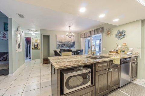 Casa en venta en Plant City, Florida, 3 dormitorios, 151.24 m2 № 1816567 - foto 10