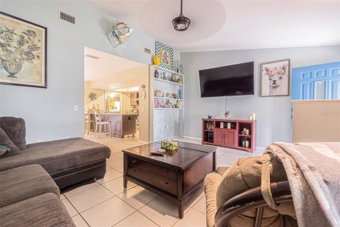 Casa en venta en Plant City, Florida, 3 dormitorios, 151.24 m2 № 1816567 - foto 12