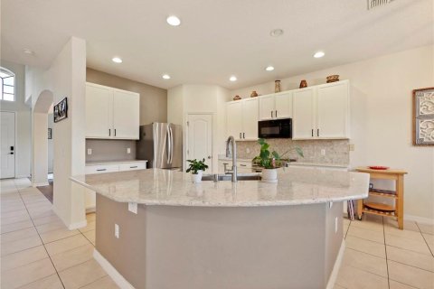 House in Kissimmee, Florida 5 bedrooms, 331.29 sq.m. № 1782167 - photo 10