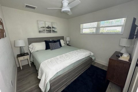 Apartment in Sarasota, Florida 1 bedroom, 41.81 sq.m. № 2232071