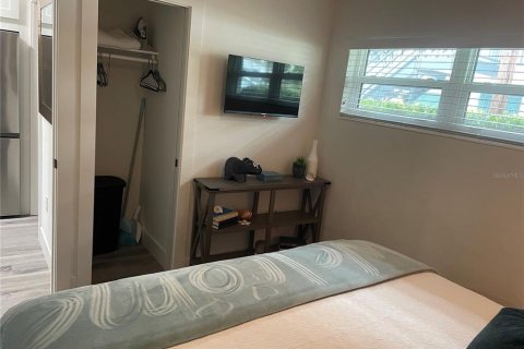 Apartment in Sarasota, Florida 1 bedroom, 41.81 sq.m. № 2232071 - photo 18