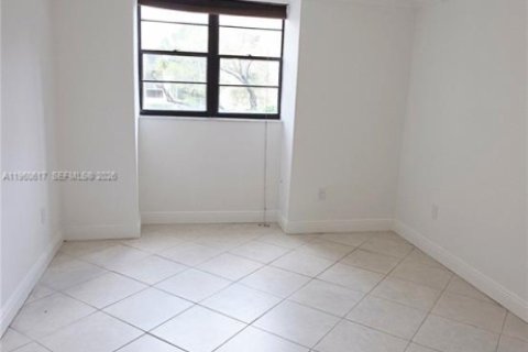 Condominio en alquiler en Miami, Florida, 2 dormitorios, 86.12 m2 № 2023477 - foto 9
