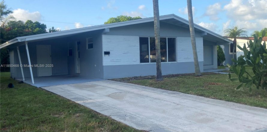Villa ou maison à Plantation, Floride 3 chambres, 114.64 m2 № 1871370