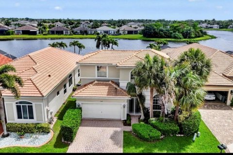 Casa en Delray Beach, Florida 4 dormitorios, 266.72 m2 № 2077749