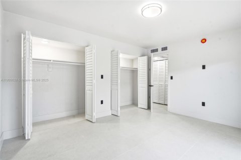 Apartamento en alquiler en North Miami, Florida, 1 dormitorio, 54.72 m2 № 1951970 - foto 11