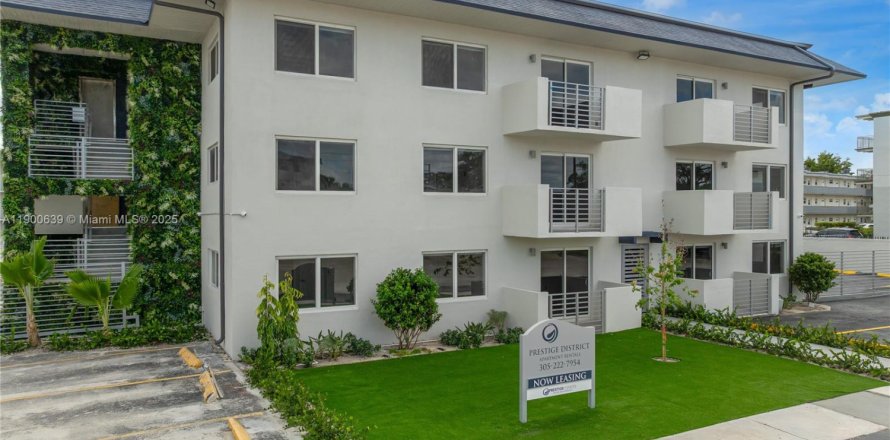Apartamento en North Miami, Florida 1 dormitorio, 54.72 m2 № 1951970