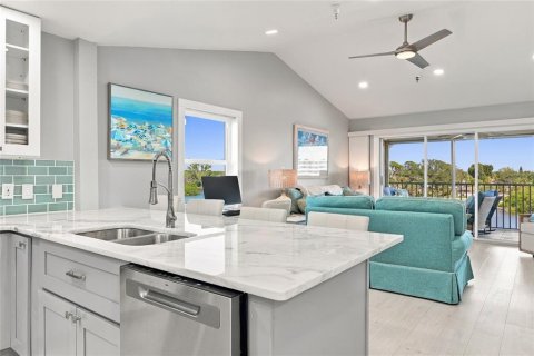 Copropriété à vendre à Englewood, Floride: 2 chambres, 101.54 m2 № 2435128 - photo 5