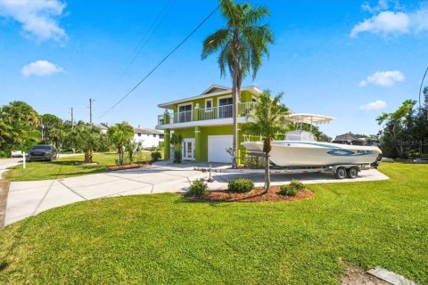 Villa ou maison à vendre à Hudson, Floride: 2 chambres, 112.97 m2 № 2396843 - photo 12