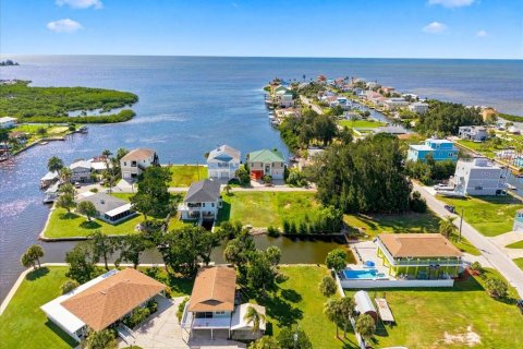 Villa ou maison à vendre à Hudson, Floride: 2 chambres, 112.97 m2 № 2396843 - photo 8