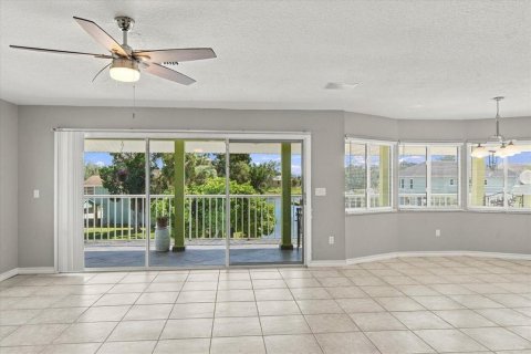 Villa ou maison à vendre à Hudson, Floride: 2 chambres, 112.97 m2 № 2396843 - photo 30