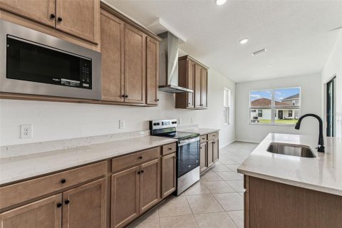 House in Spring Hill, Florida 4 bedrooms, 205.04 sq.m. № 1716479 - photo 27