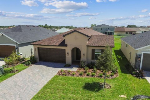 House in Spring Hill, Florida 4 bedrooms, 205.04 sq.m. № 1716479 - photo 7