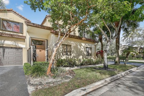 Condominio en venta en Plantation, Florida, 3 dormitorios, 163.51 m2 № 1989943 - foto 2