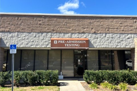 Commercial property in Ocala, Florida 661.93 sq.m. № 2234905