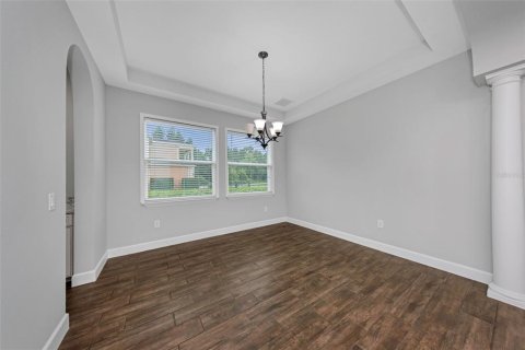 House in Lutz, Florida 4 bedrooms, 419.18 sq.m. № 2360511 - photo 9