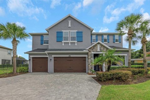 House in Lutz, Florida 4 bedrooms, 419.18 sq.m. № 2360511 - photo 2