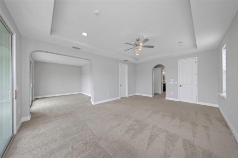 House in Lutz, Florida 4 bedrooms, 419.18 sq.m. № 2360511 - photo 29