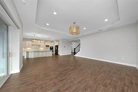 House in Lutz, Florida 4 bedrooms, 419.18 sq.m. № 2360511 - photo 25