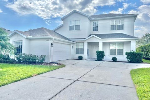 Villa ou maison à louer à Kissimmee, Floride: 4 chambres, 241.55 m2 № 2097512 - photo 2