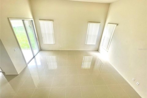 Villa ou maison à louer à Kissimmee, Floride: 4 chambres, 241.55 m2 № 2097512 - photo 12
