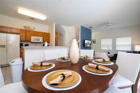 Townhouse in Kissimmee, Florida 4 bedrooms, 151.99 sq.m. № 2213392 - photo 8