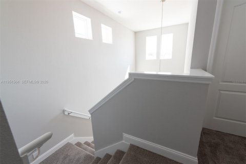 House in Winter Garden, Florida 3 bedrooms, 166.85 sq.m. № 2007612 - photo 7