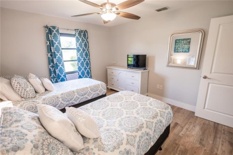 Casa en venta en Fort Myers, Florida, 3 dormitorios, 132.48 m2 № 1989979 - foto 22