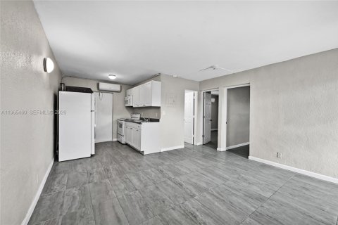 Casa en alquiler en Fort Lauderdale, Florida, 2 dormitorios, 126.9 m2 № 2027026 - foto 7