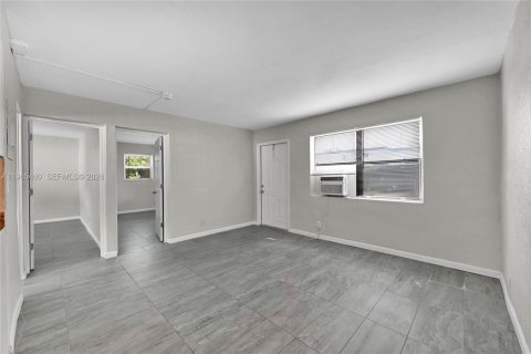 Casa en alquiler en Fort Lauderdale, Florida, 2 dormitorios, 126.9 m2 № 2027026 - foto 6