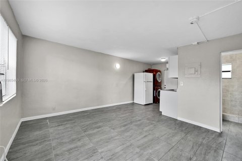 Casa en alquiler en Fort Lauderdale, Florida, 2 dormitorios, 126.9 m2 № 2027026 - foto 5