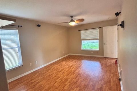 Villa ou maison à louer à Tavares, Floride: 3 chambres, 115.76 m2 № 2401005 - photo 9