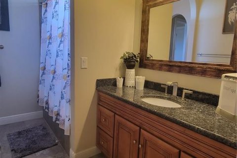 Casa en alquiler en Polk City, Florida, 4 dormitorios, 476.96 m2 № 1735503 - foto 19