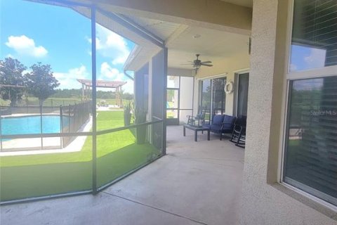 Casa en alquiler en Polk City, Florida, 4 dormitorios, 476.96 m2 № 1735503 - foto 28