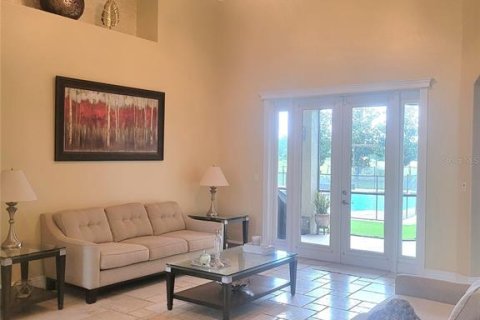 Casa en alquiler en Polk City, Florida, 4 dormitorios, 476.96 m2 № 1735503 - foto 4