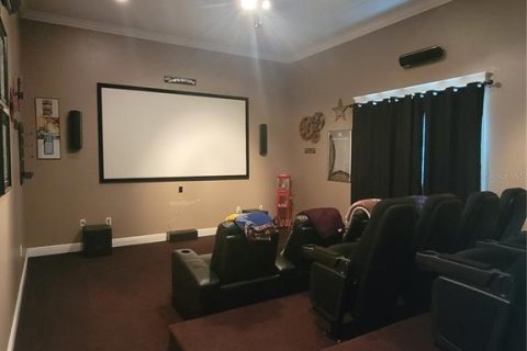 Casa en alquiler en Polk City, Florida, 4 dormitorios, 476.96 m2 № 1735503 - foto 10