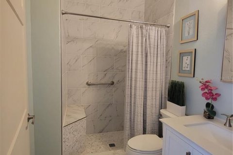 Casa en alquiler en Polk City, Florida, 4 dormitorios, 476.96 m2 № 1735503 - foto 25