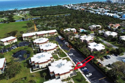 Condo in Jupiter, Florida, 3 bedrooms  № 991668 - photo 1