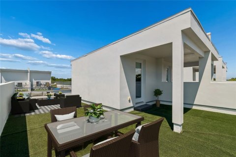 Adosado en venta en Tampa, Florida, 3 dormitorios, 251.3 m2 № 2226362 - foto 29