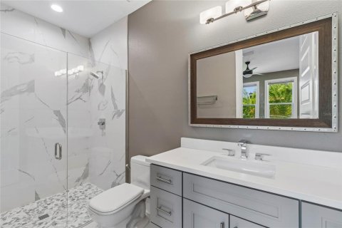 Adosado en venta en Tampa, Florida, 3 dormitorios, 251.3 m2 № 2226362 - foto 24