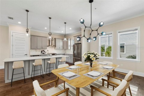 Adosado en venta en Tampa, Florida, 3 dormitorios, 251.3 m2 № 2226362 - foto 6