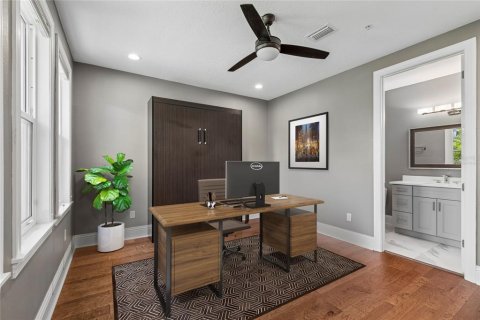 Adosado en venta en Tampa, Florida, 3 dormitorios, 251.3 m2 № 2226362 - foto 25