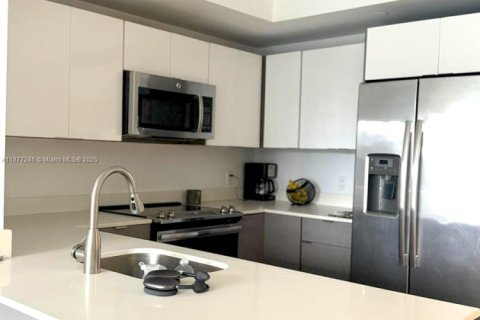 Купить кондоминиум в Майами, Флорида 2 спальни, 76.27м2, № 1924362 - фото 7