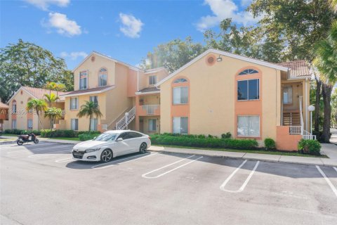 Condominio en Coral Springs, Florida, 1 dormitorio  № 2026670