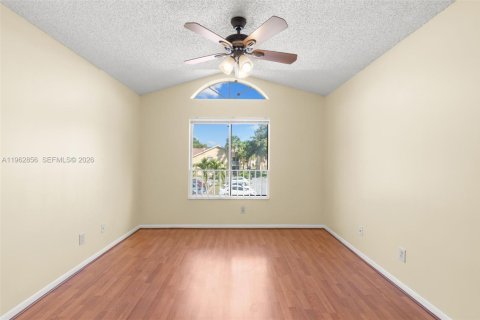 Condominio en alquiler en Coral Springs, Florida, 1 dormitorio, 75.81 m2 № 2026670 - foto 9