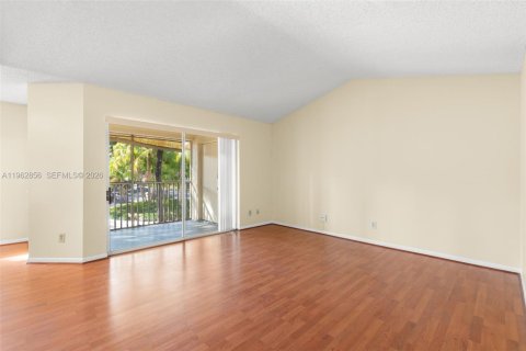 Condominio en alquiler en Coral Springs, Florida, 1 dormitorio, 75.81 m2 № 2026670 - foto 13