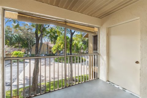 Condominio en alquiler en Coral Springs, Florida, 1 dormitorio, 75.81 m2 № 2026670 - foto 22