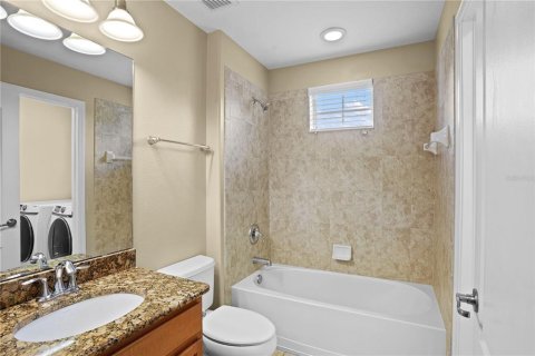Touwnhouse à vendre à Longwood, Floride: 3 chambres, 161.09 m2 № 2423910 - photo 30