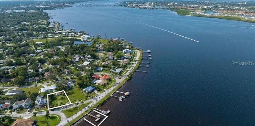 Terrain à Bradenton, Floride № 2143881